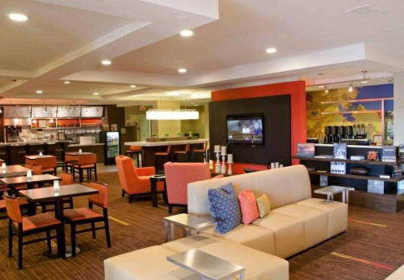 Courtyard By Marriott Wichita East Hotel Kültér fotó